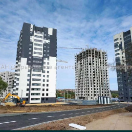 Продам квартиру, Непокоренных ул. , 2  ком., 61 м², без внутренних работ