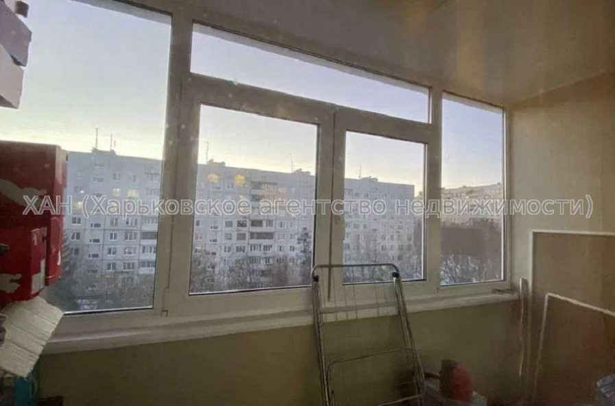 Продам квартиру, Победы просп. , 3  ком., 65 м², капитальный ремонт 