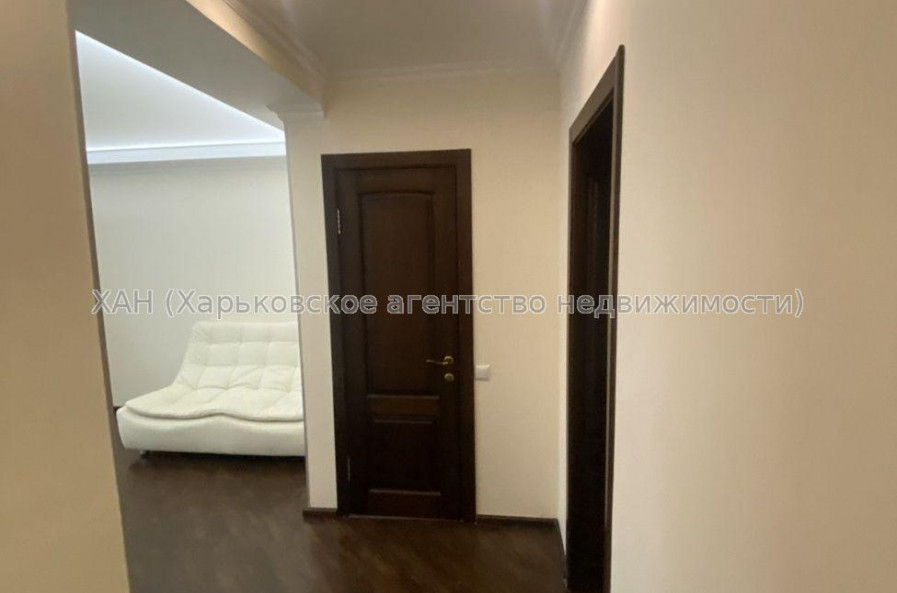 Продам квартиру, Ферганская ул. , 2 кім., 50 м², капитальный ремонт 