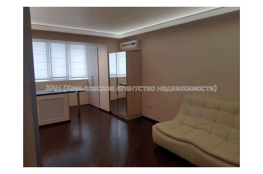 Продам квартиру, Ферганская ул. , 2  ком., 50 м², капитальный ремонт 