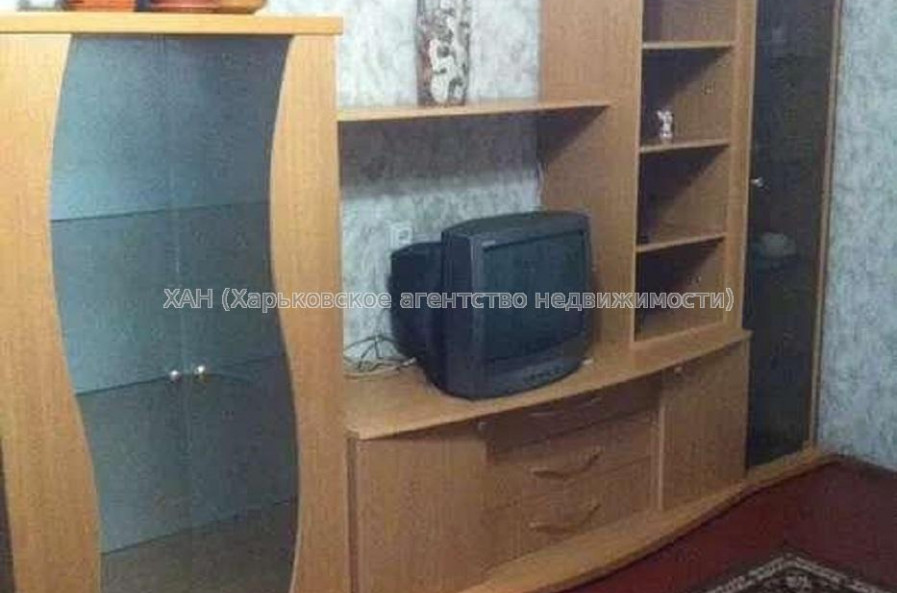 Продам квартиру, Аэрокосмический пр. , 3  ком., 60 м², косметический ремонт 