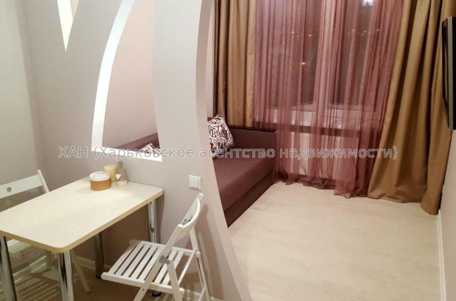 Продам квартиру, Шевченковский пер. , 32 , 1  ком., 18 м², капитальный ремонт 