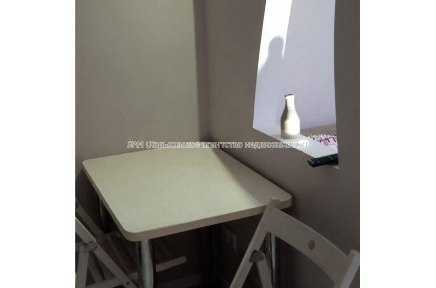 Продам квартиру, Шевченковский пер. , 32 , 1  ком., 18 м², капитальный ремонт 