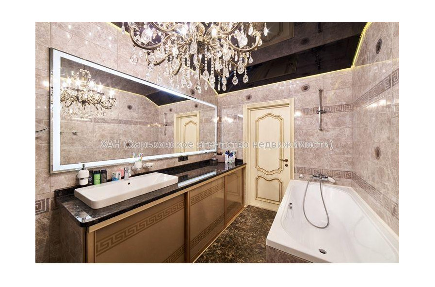 Продам квартиру, Переяславская ул. , 3  ком., 106 м², авторский дизайн 