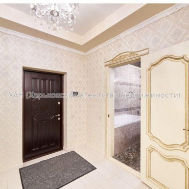 Продам квартиру, Переяславская ул. , 3  ком., 106 м², авторский дизайн 