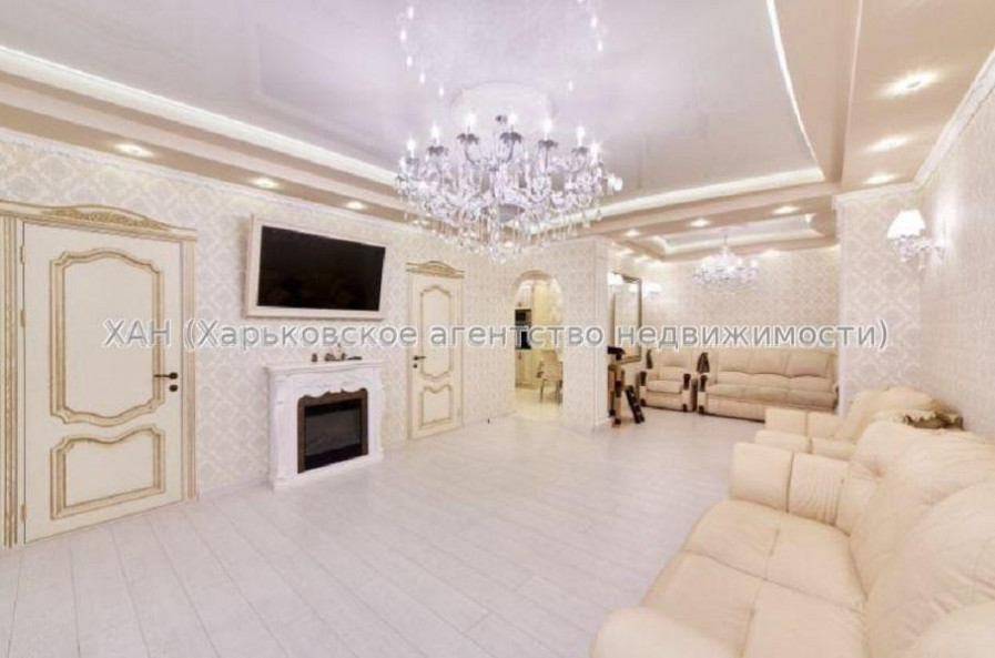 Продам квартиру, Переяславская ул. , 3  ком., 106 м², авторский дизайн 