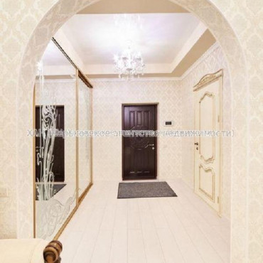 Продам квартиру, Переяславская ул. , 3  ком., 106 м², авторский дизайн 