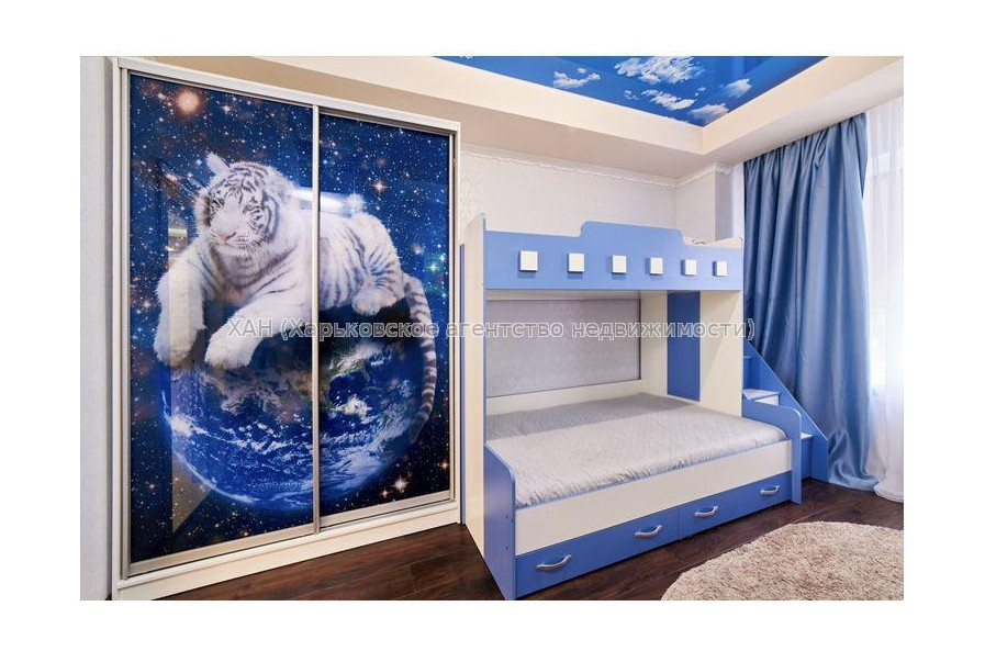 Продам квартиру, Переяславская ул. , 3  ком., 106 м², авторский дизайн 