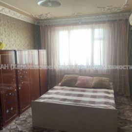 Продам квартиру, Болградская ул. , 4  ком., 80 м², косметический ремонт