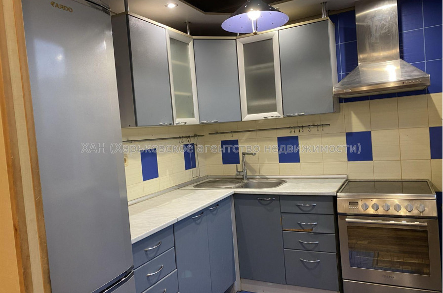 Продам квартиру, Людвига Свободы просп. , 3 кім., 65 м², капитальный ремонт 