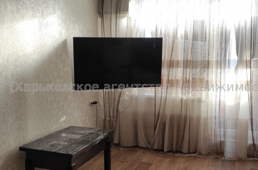 Здам квартиру, Валентиновская ул. , 13Б , 2 кім., 45 м², капитальный ремонт 