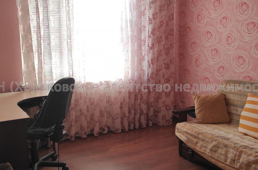 Здам квартиру, Валентиновская ул. , 13Б , 2 кім., 45 м², капитальный ремонт 
