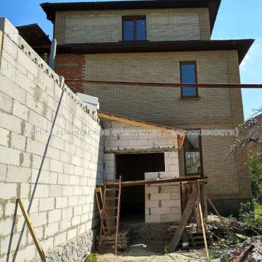 Продам будинок, Клочковская ул. , 221 м², 10 соток, без внутренних работ 