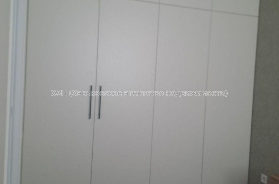 Продам квартиру, Барабашова академика ул. , 1 кім., 36 м², капитальный ремонт 