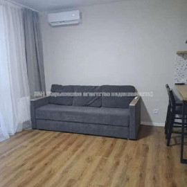 Продам квартиру, Барабашова академика ул. , 1 кім., 36 м², капитальный ремонт