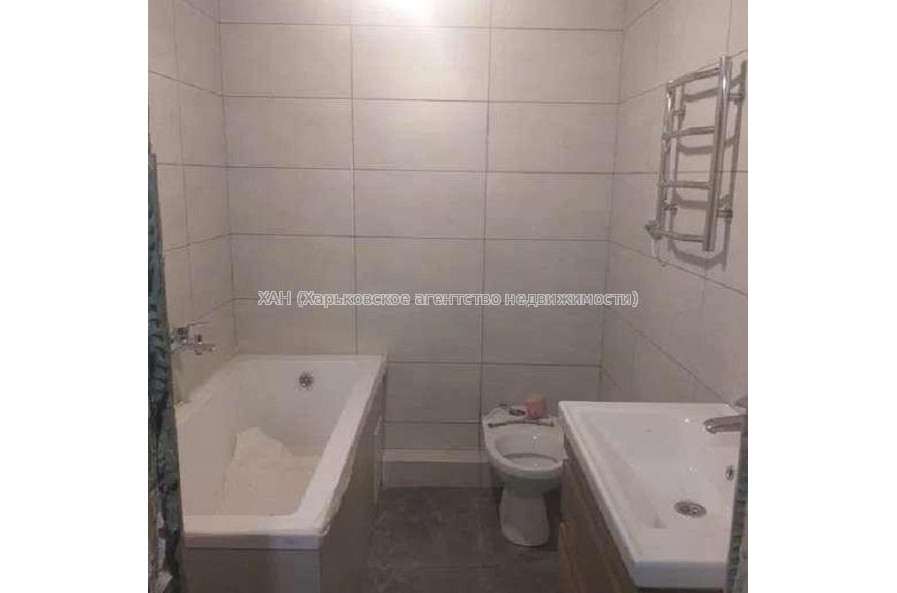 Продам квартиру, Барабашова академика ул. , 1 кім., 36 м², капитальный ремонт 