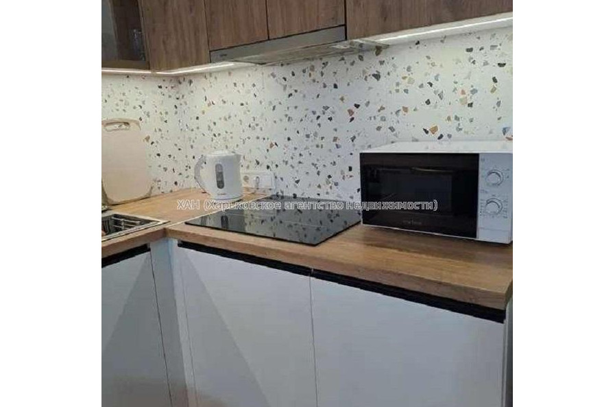 Продам квартиру, Барабашова академика ул. , 1 кім., 36 м², капитальный ремонт 