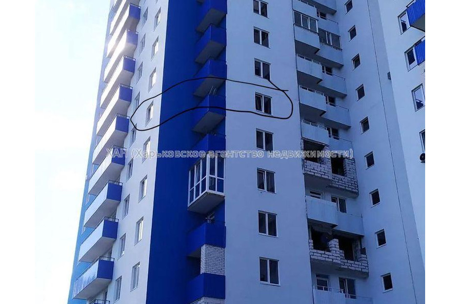 Продам квартиру, Зерновая ул. , 2  ком., 69 м², частичный ремонт 