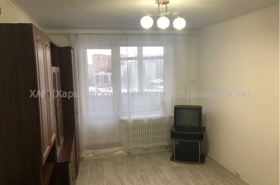 Продам квартиру, Людвига Свободы просп. , 1 кім., 33 м², косметический ремонт 