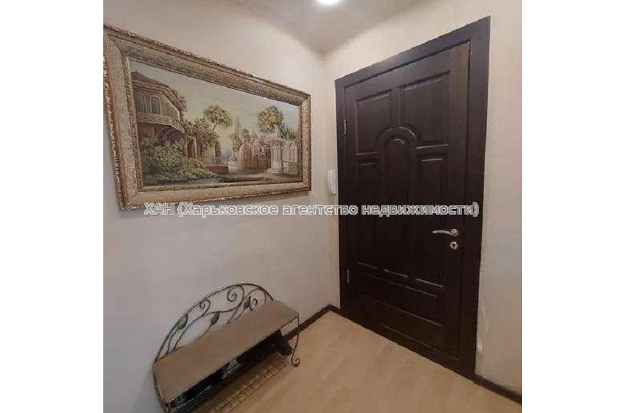 Продам квартиру, Короленко пер. , д. 2/13 , 2  ком., 51 м², капитальный ремонт 