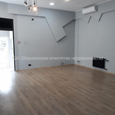 Здам нежитлову нерухомість, салон красоты , 1 кім., 55 м², капитальный ремонт 