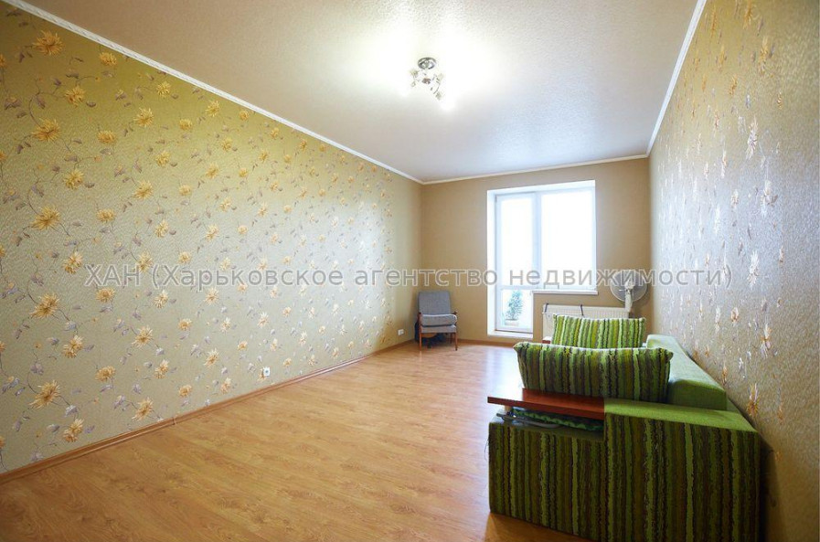 Продам квартиру, Салтовское шоссе , 2  ком., 80 м², капитальный ремонт 