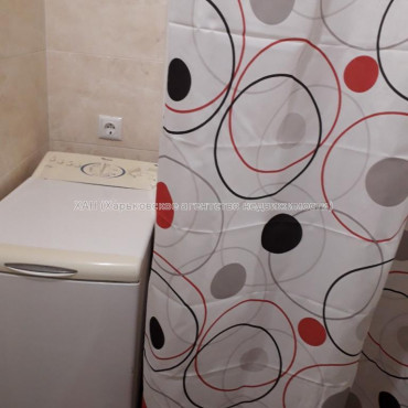 Сдам квартиру, Владислава Зубенко ул. , 35Б , 1  ком., 26 м², капитальный ремонт 