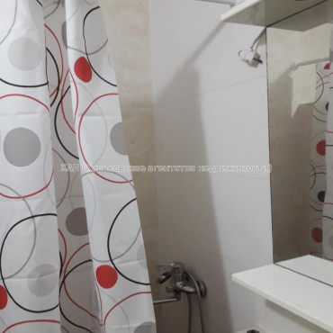 Сдам квартиру, Владислава Зубенко ул. , 35Б , 1  ком., 26 м², капитальный ремонт 