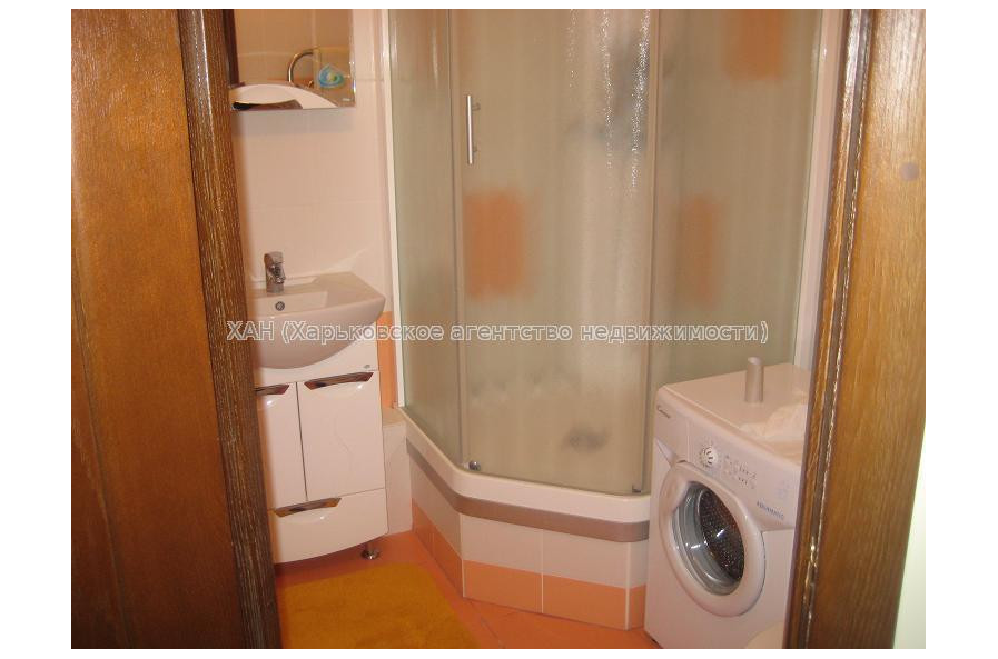 Здам квартиру, 23 Августа ул. , 70 , 2 кім., 43 м², капитальный ремонт 