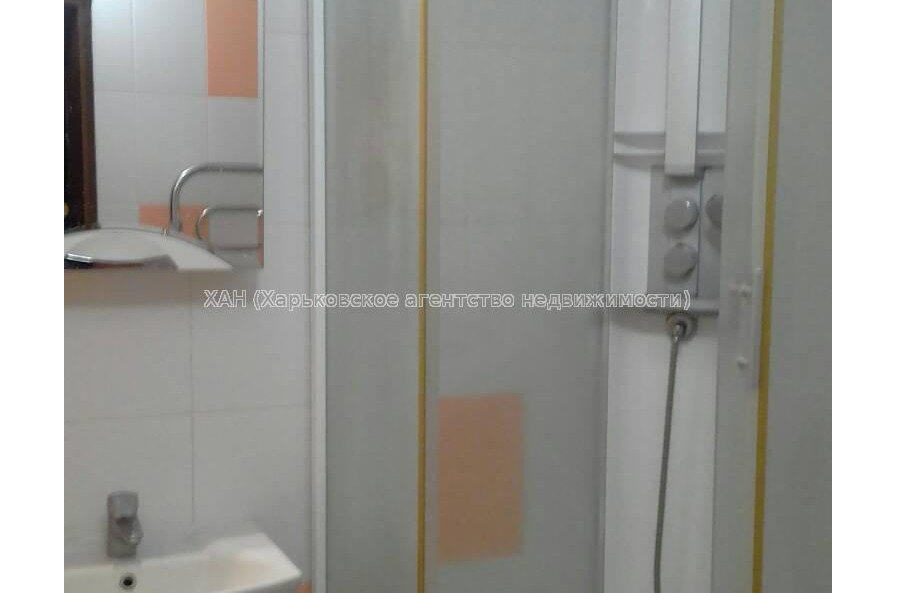 Здам квартиру, 23 Августа ул. , 70 , 2 кім., 43 м², капитальный ремонт 