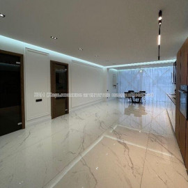 Продам квартиру, Клеменова Дача ул. , 3 кім., 115 м², евроремонт