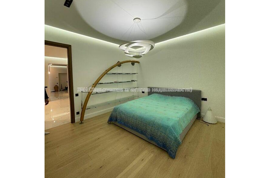 Продам квартиру, Клеменова Дача ул. , 3 кім., 115 м², евроремонт 