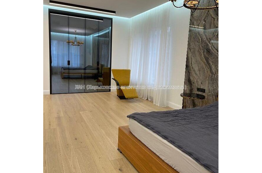 Продам квартиру, Клеменова Дача ул. , 3 кім., 115 м², евроремонт 