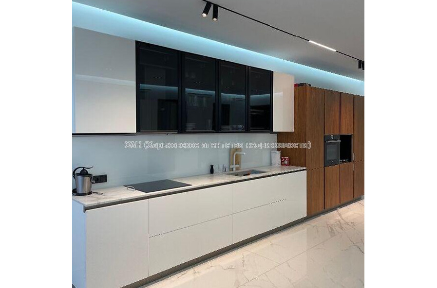 Продам квартиру, Клеменова Дача ул. , 3 кім., 115 м², евроремонт 