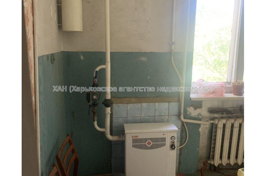 Продам квартиру, Богдана Хмельницкого ул. , 3  ком., 54 м², без ремонта 