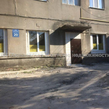 Продам квартиру, Ильи Коваля ул. , 20 , 3 кім., 75 м², без ремонта 