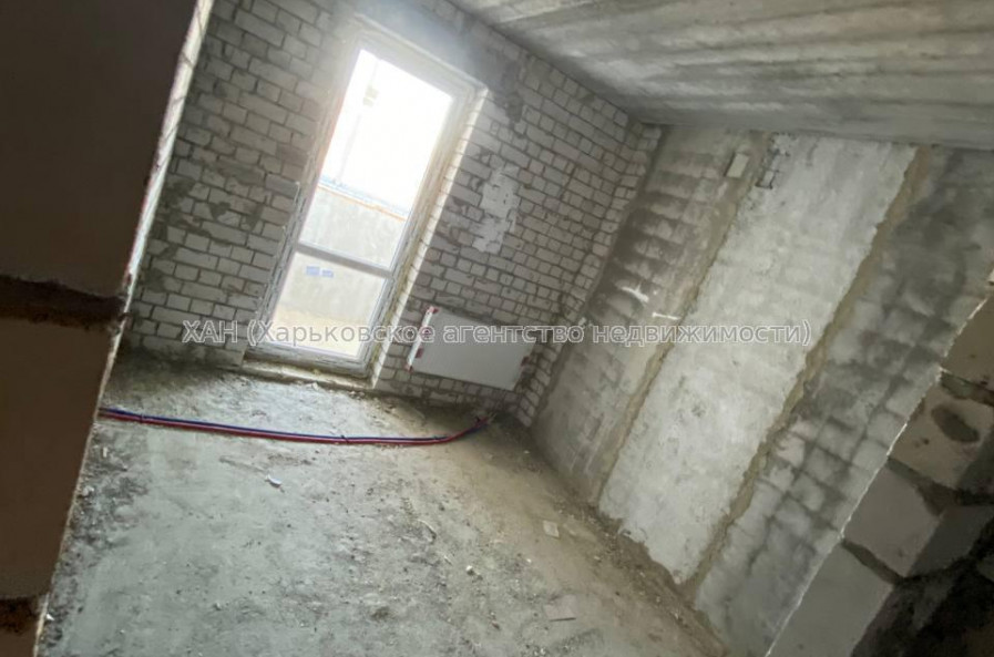 Продам квартиру, Шевченко ул. , 327 , 1  ком., 44 м², без внутренних работ 