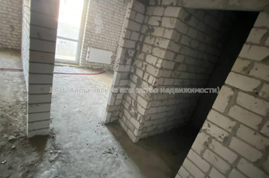 Продам квартиру, Шевченко ул. , 327 , 1  ком., 44 м², без внутренних работ 