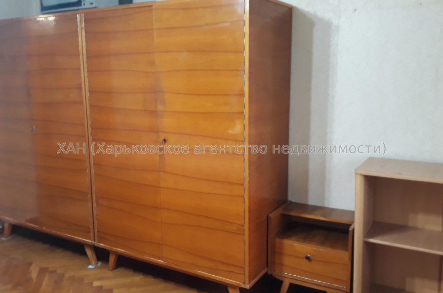 Сдам квартиру, Евгения Енина ул. , 3А , 2  ком., 52 м², косметический ремонт 
