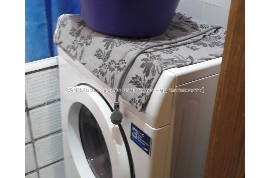 Сдам квартиру, Евгения Енина ул. , 3А , 2  ком., 52 м², косметический ремонт 