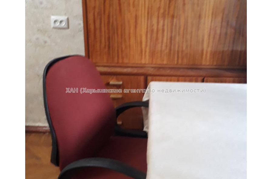 Сдам квартиру, Евгения Енина ул. , 3А , 2  ком., 52 м², косметический ремонт 