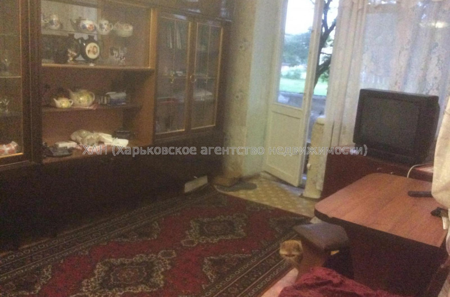 Продам квартиру, Героев Харькова просп. , 1  ком., 27.30 м², косметический ремонт 