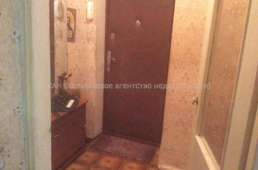 Продам квартиру, Героев Харькова просп. , 1  ком., 27.30 м², косметический ремонт 