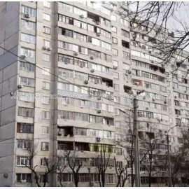 Продам квартиру, Космическая ул. , д. 27 , 2 кім., 52 м², советский ремонт