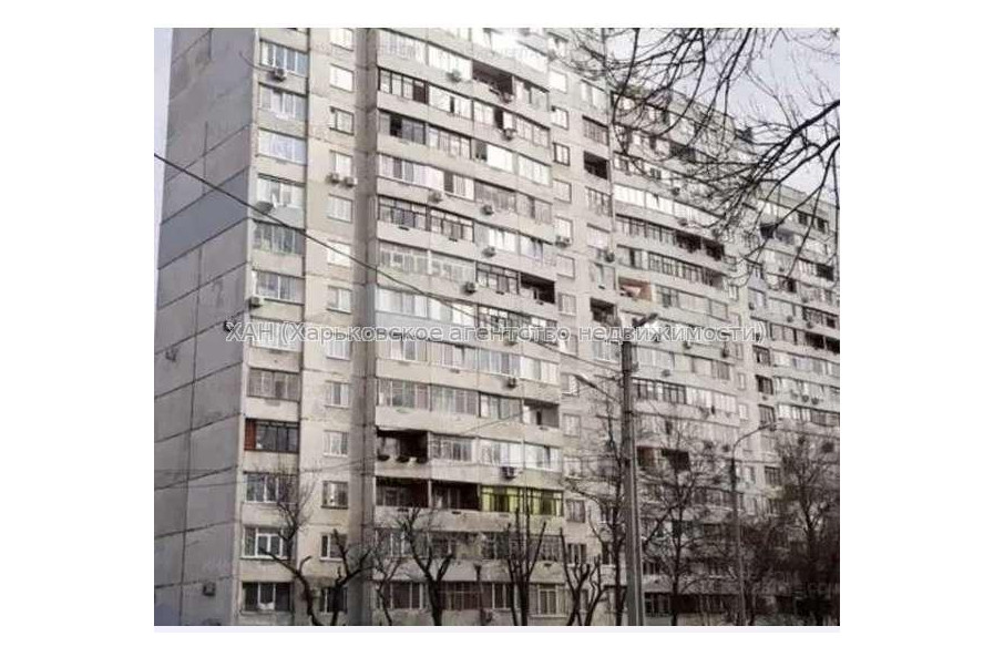Продам квартиру, Космическая ул. , д. 27 , 2  ком., 52 м², советский ремонт 