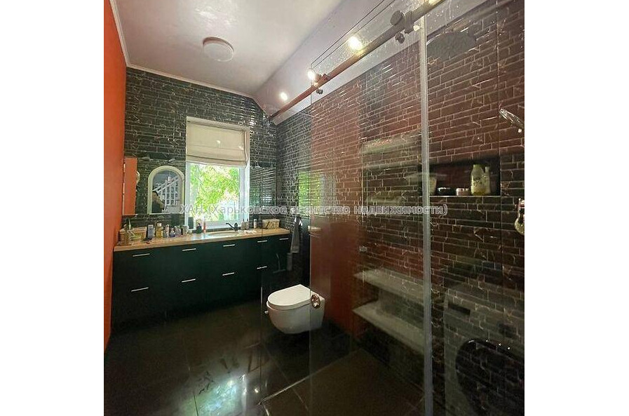 Продам дом, Подгорная ул. , 150 м², 7.50 сот., капитальный ремонт 
