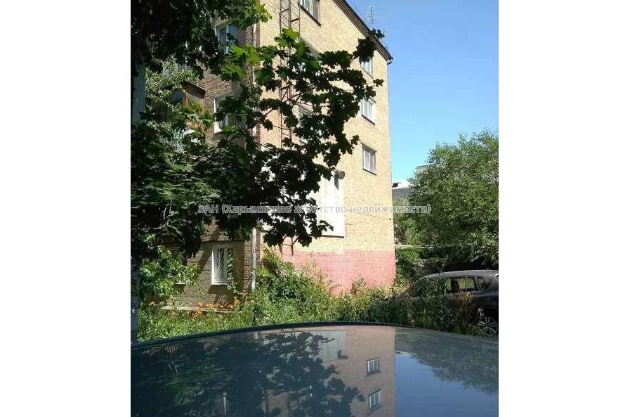 Продам квартиру, Тринклера ул. , 2 кім., 42 м², капитальный ремонт 