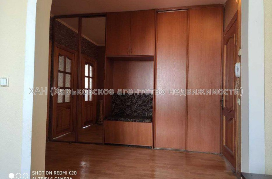 Продам квартиру, Пермская ул. , 3  ком., 71 м², косметический ремонт 