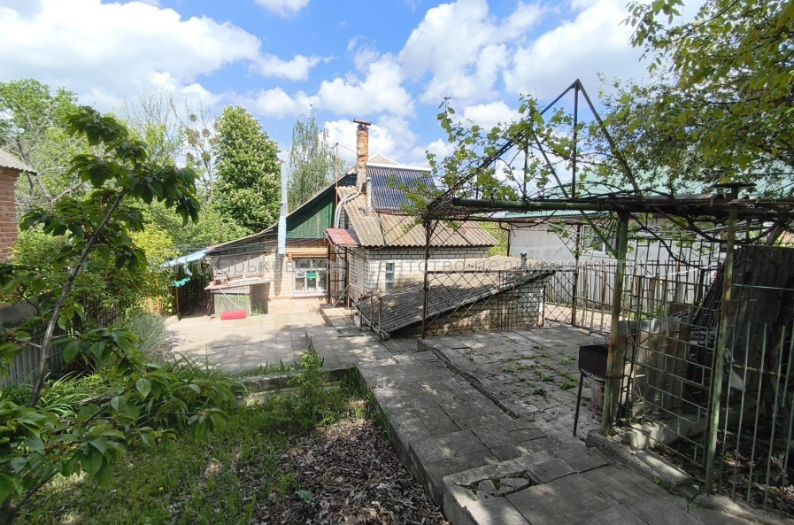 Продам дом, Тихая ул. , 120 м², 10 сот., косметический ремонт 