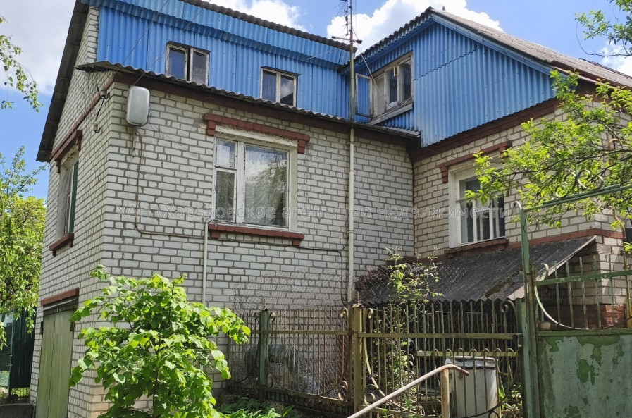 Продам дом, Тихая ул. , 120 м², 10 сот., косметический ремонт 